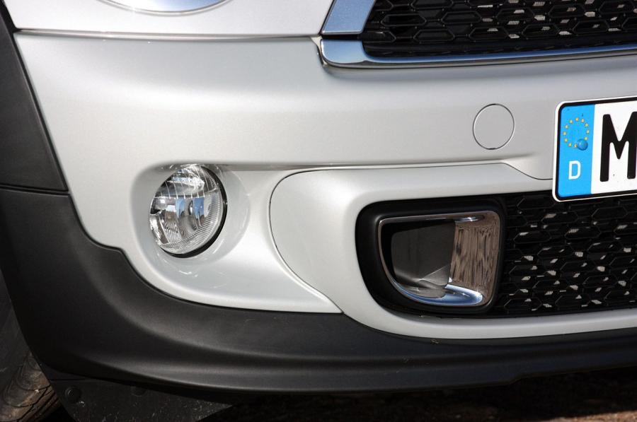  Mini Cooper S Cabrio 2012 года  (фото 47 из 51)
